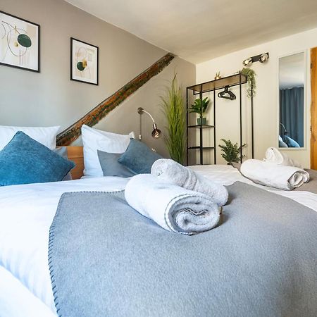 20 Seconds To Charles Bridge Apartment Prague Luaran gambar