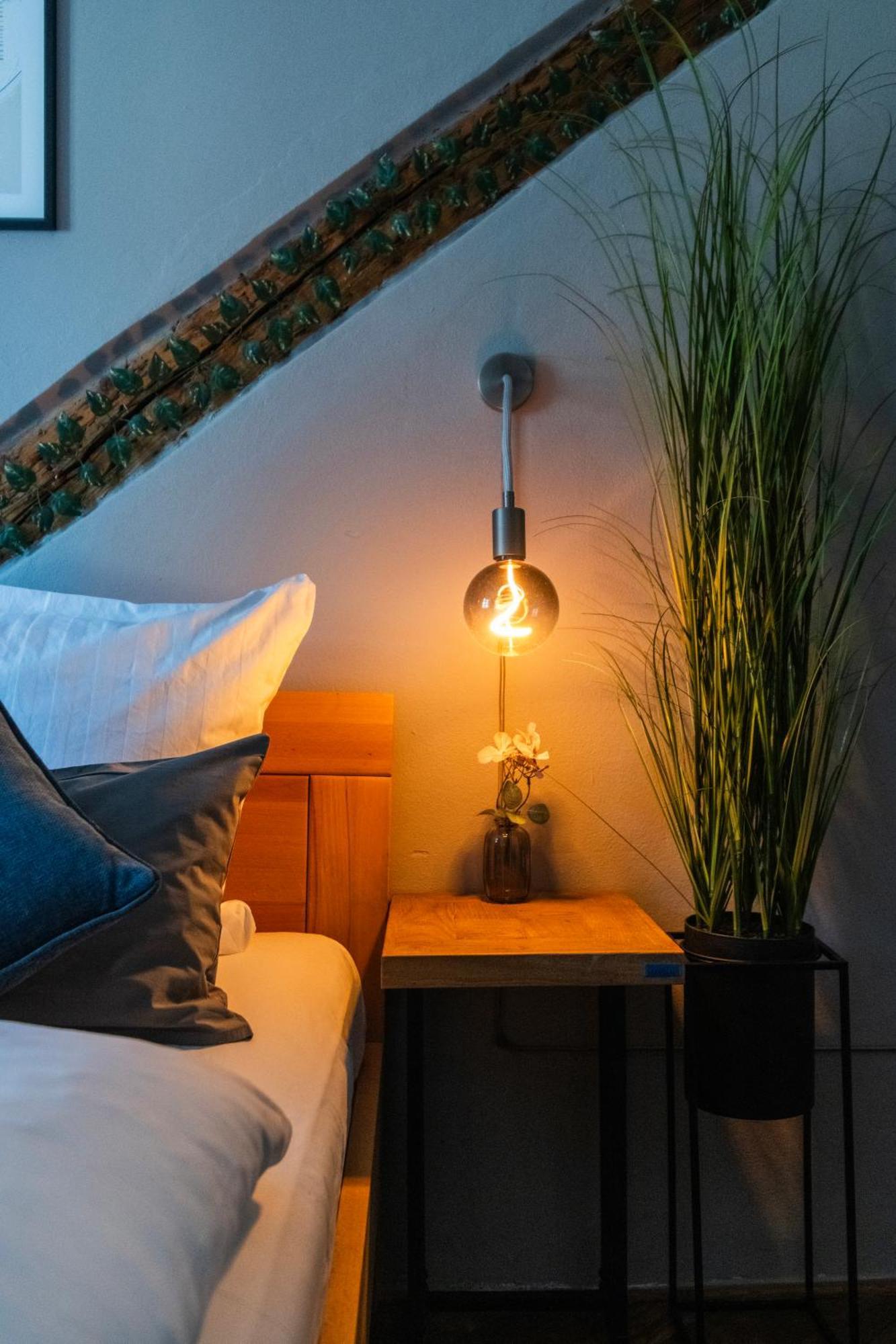 20 Seconds To Charles Bridge Apartment Prague Luaran gambar